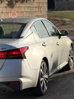 نيسان ألتيما